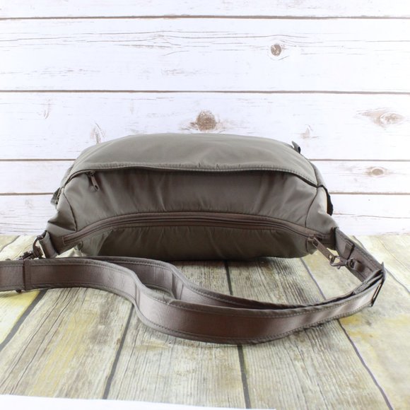 SALE! PacSafe Women's Brown Anti-Theft Shoulder Bag Size - Picture 6 of 8